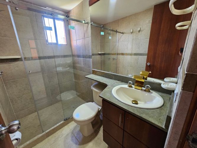 Apartamento de 3 alcobas en arriendo en Los Balsos, Medellín, 120 m² · foto 10 de 17