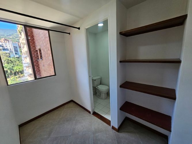 Apartamento de 3 alcobas en arriendo en Los Balsos, Medellín, 120 m² · foto 13 de 17