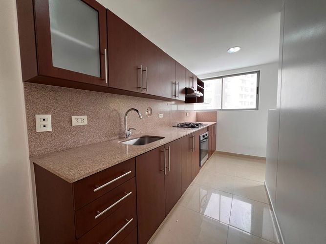 Apartamento de 3 alcobas en venta en El Poblado, Medellín, 124 m² · foto 15 de 17