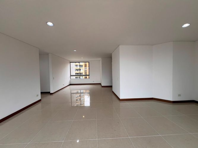 Apartamento de 3 alcobas en venta en El Poblado, Medellín, 124 m² · foto 17 de 17
