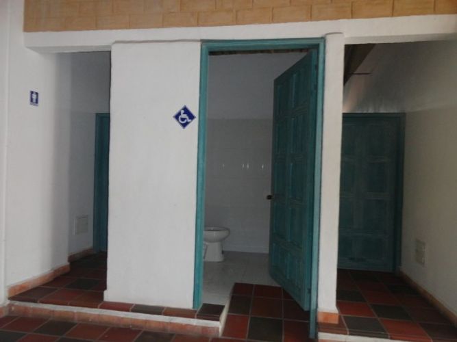 Local en venta en Quintas Del Llanito, Girón, 41 m² · foto 14 de 16