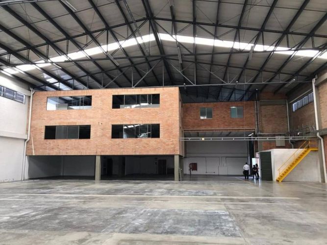 Bodega en arriendo en La Aldea, La Estrella, 3308 m² · foto 3 de 5
