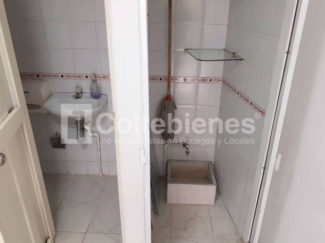 Local en venta en La Paz, Envigado, 55 m² · foto 6 de 10