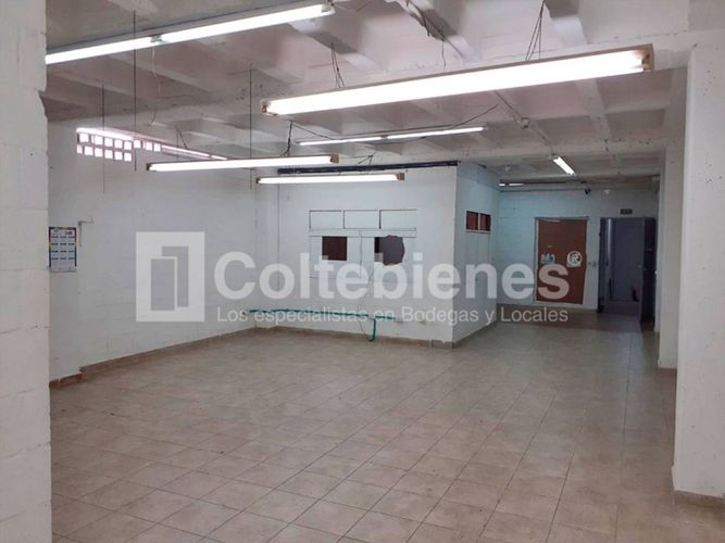 Local en arriendo en El Poblado, Medellín, 93 m² · foto 7 de 10