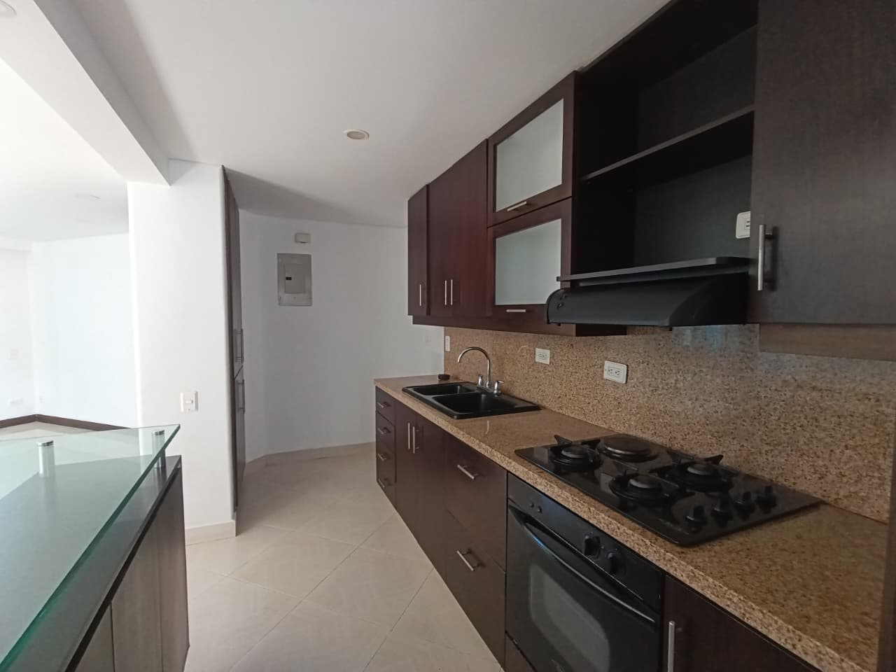 Apartamento en arriendo en Laureles, Medellín · foto 2 de 20