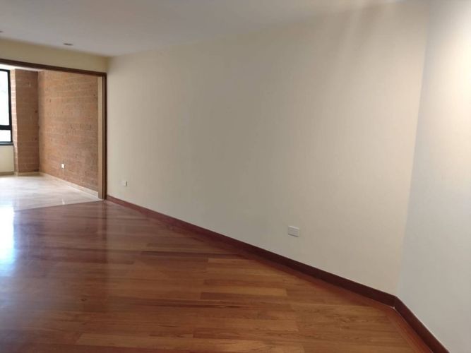 Apartamento de 3 alcobas en arriendo en El Poblado, Medellín, 172 m² · foto 2 de 23