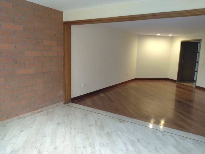 Apartamento de 3 alcobas en arriendo en El Poblado, Medellín, 172 m² · foto 3 de 23