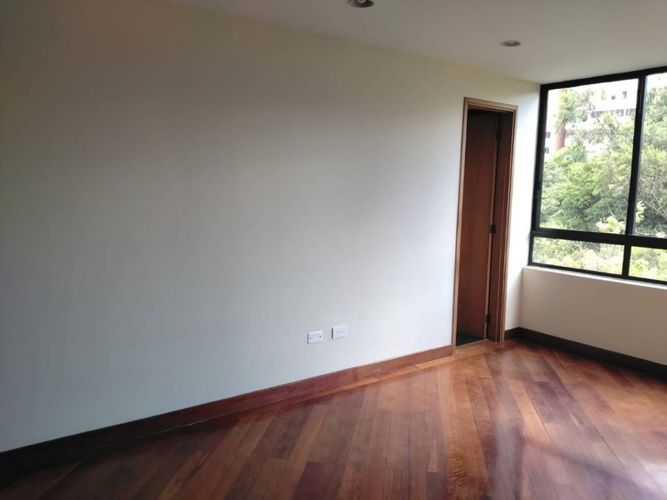 Apartamento de 3 alcobas en arriendo en El Poblado, Medellín, 172 m² · foto 13 de 23