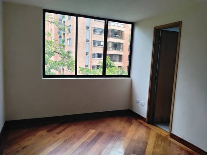 Apartamento de 3 alcobas en arriendo en El Poblado, Medellín, 172 m² · foto 15 de 23