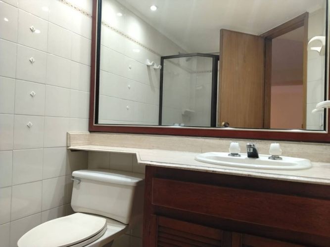 Apartamento de 3 alcobas en arriendo en El Poblado, Medellín, 172 m² · foto 22 de 23