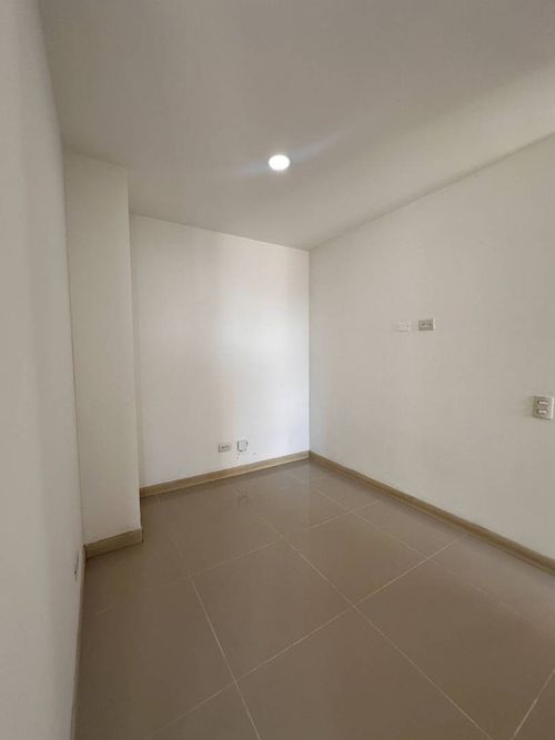 Apartamento de 3 alcobas en venta en Las Lomitas, Sabaneta, 80 m² · foto 9 de 19