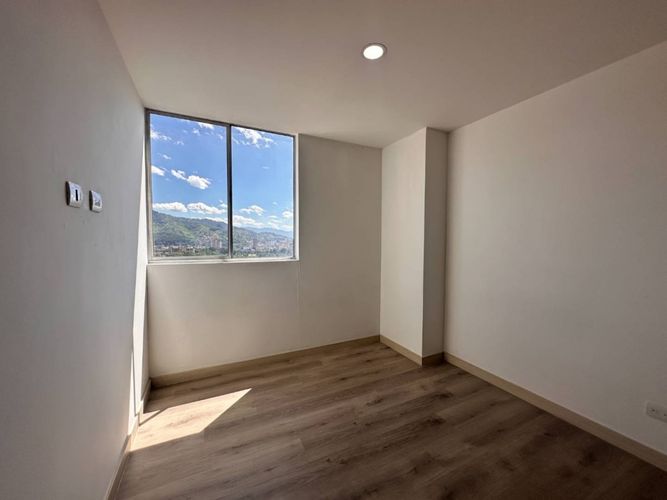 Apartamento de 3 alcobas en venta en Las Lomitas, Sabaneta, 80 m² · foto 12 de 19