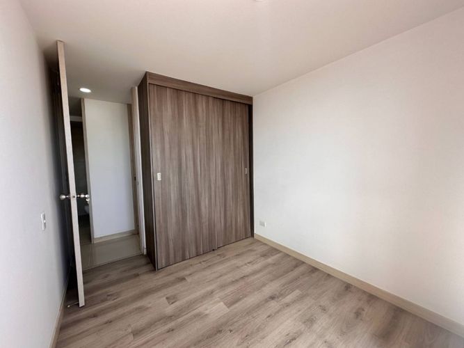 Apartamento de 3 alcobas en venta en Las Lomitas, Sabaneta, 80 m² · foto 15 de 19
