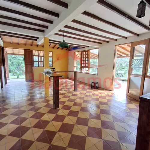 Casa de 3 alcobas en arriendo en La Ceja · foto 17 de 24