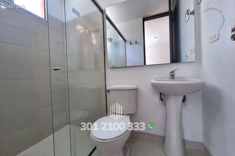 Apartamento de 3 alcobas en arriendo en Conquistadores, Medellín, 106 m² · foto 16 de 24
