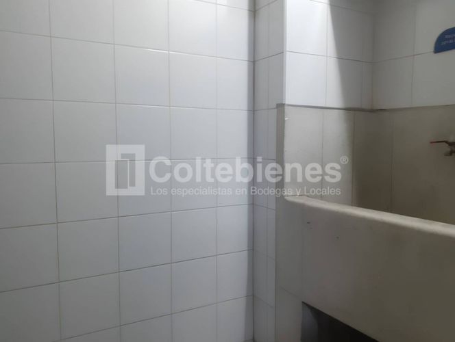 Local en arriendo en El Poblado, Medellín, 196 m² · foto 4 de 10