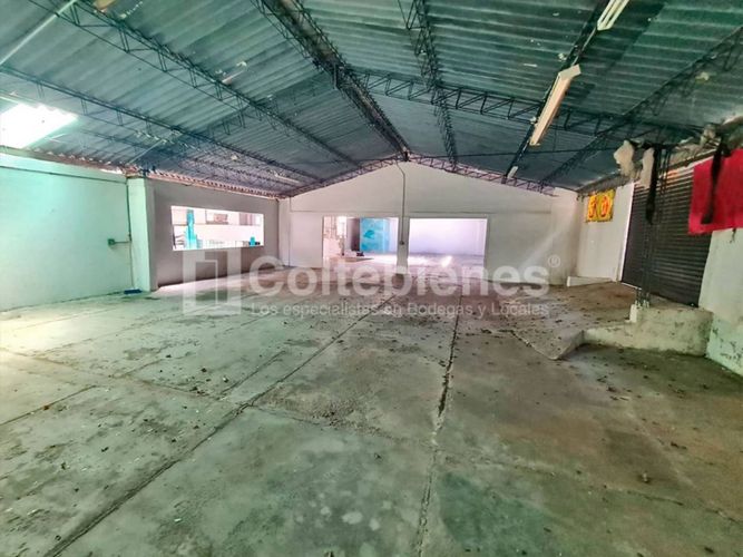 Bodega en arriendo en San Jose Obrero, Bello, 1400 m² · foto 3 de 16