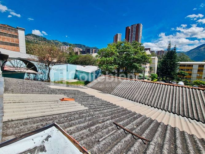 Bodega en arriendo en San Jose Obrero, Bello, 1400 m² · foto 11 de 16