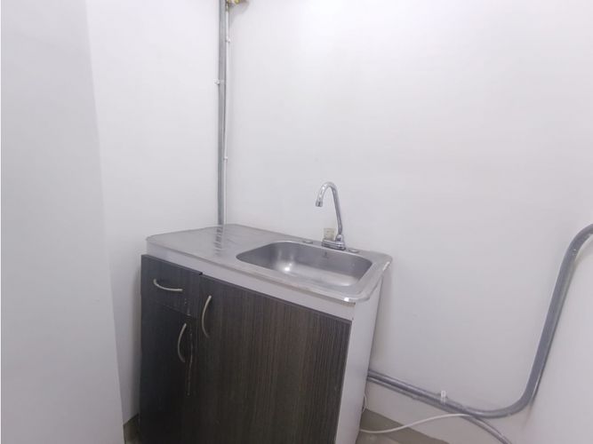 Local en arriendo en Estadio, Medellín, 15 m² · foto 7 de 7