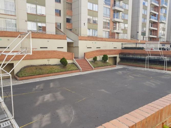 Apartamento de 3 alcobas en venta en Tibabita, Bogotá, 62 m² · foto 2 de 21