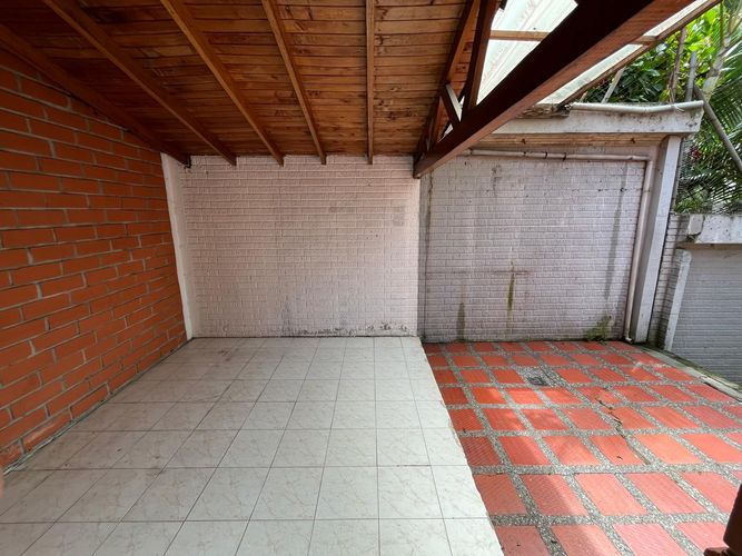 Casa de 5 alcobas en venta en Belen La Palma, Medellín, 137 m² · foto 8 de 20