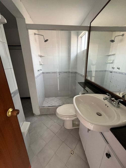 Casa de 5 alcobas en venta en Belen La Palma, Medellín, 137 m² · foto 13 de 20