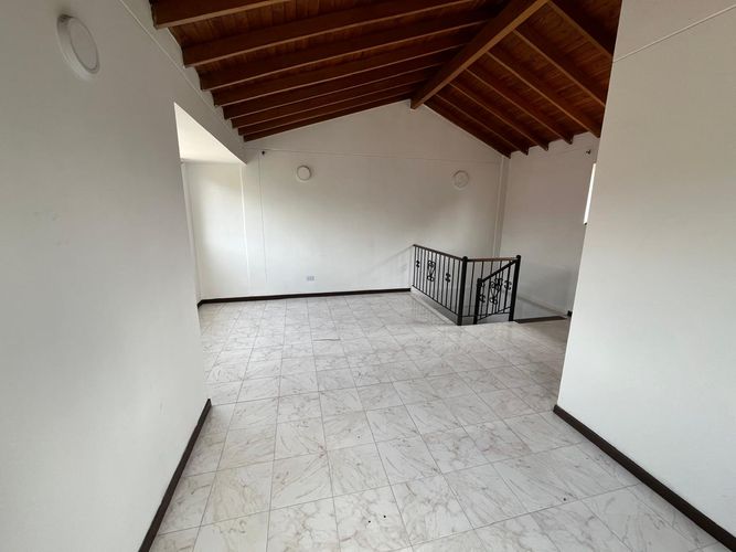 Casa de 5 alcobas en venta en Belen La Palma, Medellín, 137 m² · foto 19 de 20