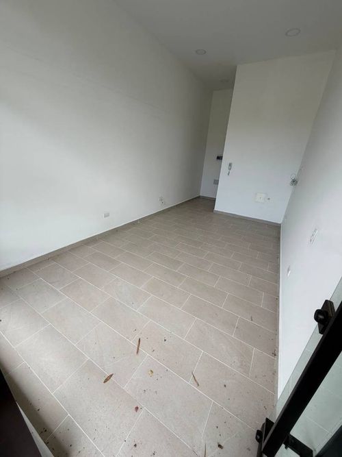 Local en arriendo en Menzuly, Piedecuesta, 21 m² · foto 3 de 6