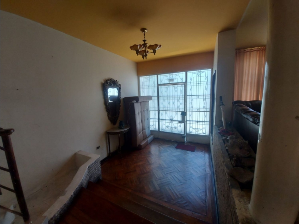 Casa en venta en Belalcazar, Bogotá · foto 4 de 24