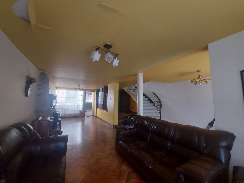 Casa en venta en Belalcazar, Bogotá · foto 6 de 24