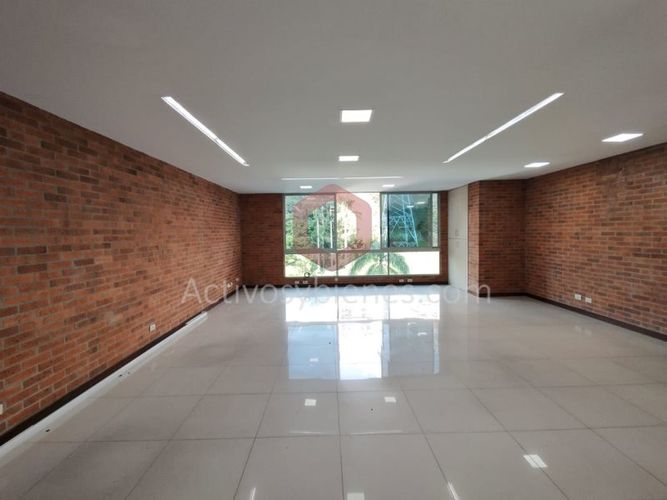 Oficina en arriendo en Colombia, Medellín, 60 m² · foto 3 de 9