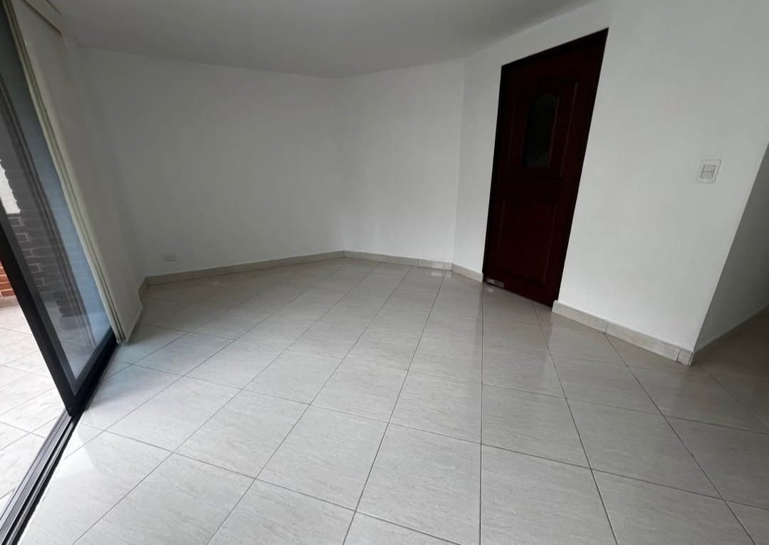 Apartamento en venta en Santa Teresita, Medellín · foto 7 de 9