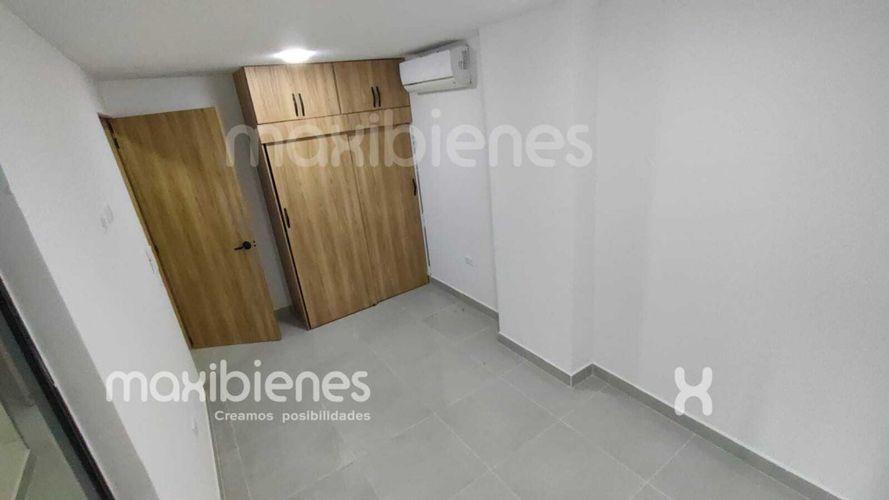Apartamento de 3 alcobas en venta en Fundadores, Apartado, 70 m² · foto 5 de 8