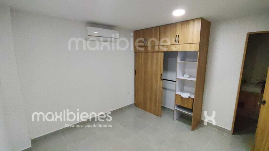 Apartamento de 3 alcobas en venta en Fundadores, Apartado, 70 m² · foto 8 de 8