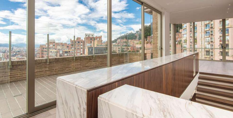 Apartamento de 3 alcobas en venta en Chapinero Alto, Bogotá, 381 m² · foto 6 de 12