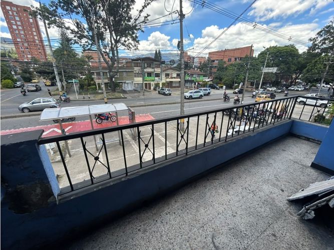 Local en arriendo en La Floresta, Medellín, 140 m² · foto 2 de 20