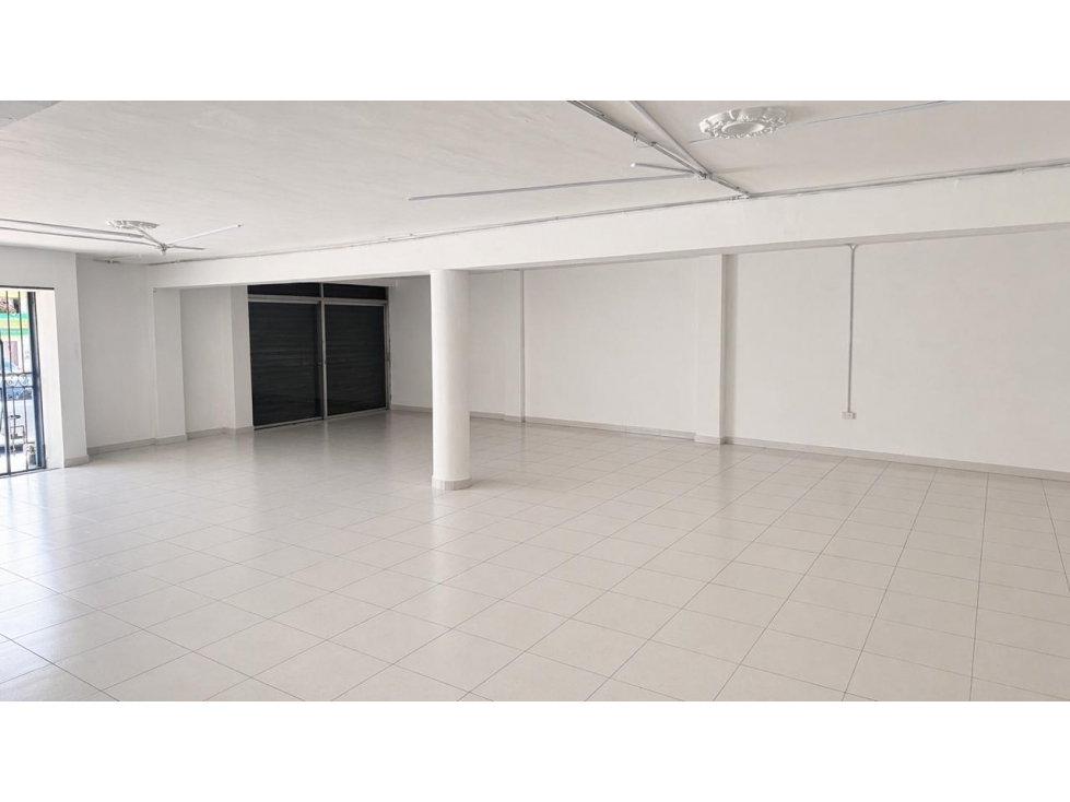 Local en arriendo en La Floresta, Medellín, 140 m² · foto 3 de 20