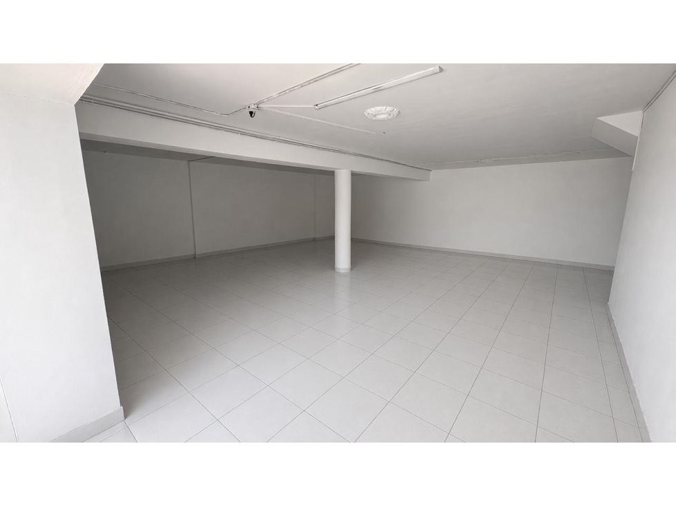 Local en arriendo en La Floresta, Medellín, 140 m² · foto 5 de 20
