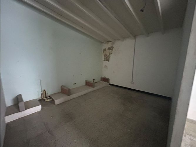 Local en arriendo en La Floresta, Medellín, 140 m² · foto 15 de 20