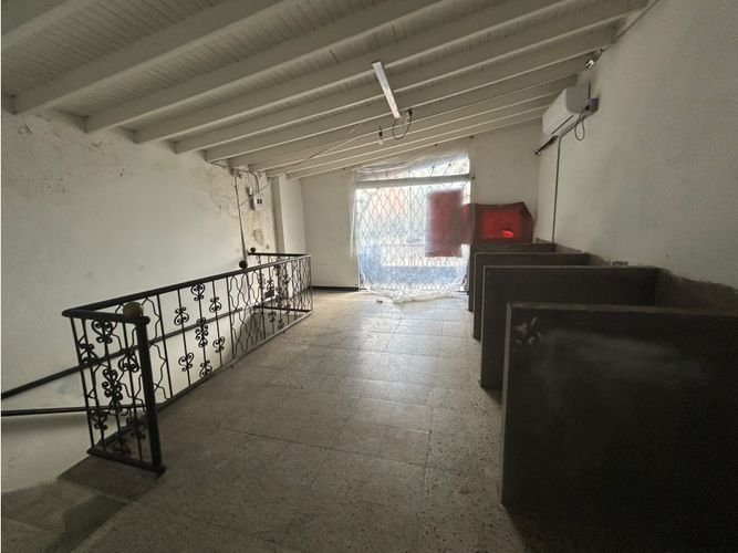 Local en arriendo en La Floresta, Medellín, 140 m² · foto 16 de 20