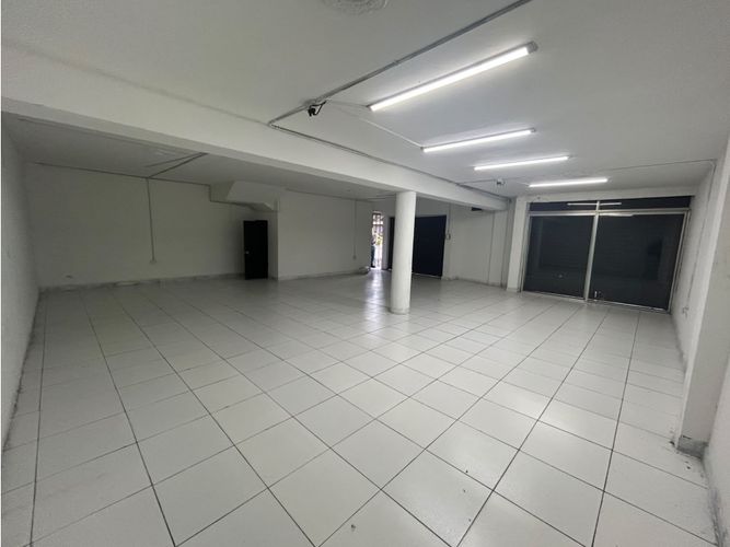 Local en arriendo en La Floresta, Medellín, 140 m² · foto 17 de 20