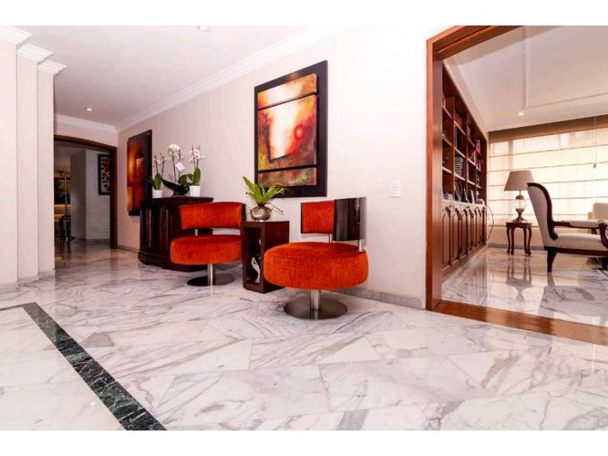 Apartamento de 3 alcobas en venta en La Calleja, Bogotá, 363 m² · foto 6 de 24