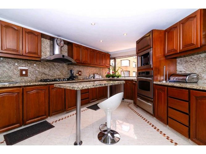 Apartamento de 3 alcobas en venta en La Calleja, Bogotá, 363 m² · foto 14 de 24