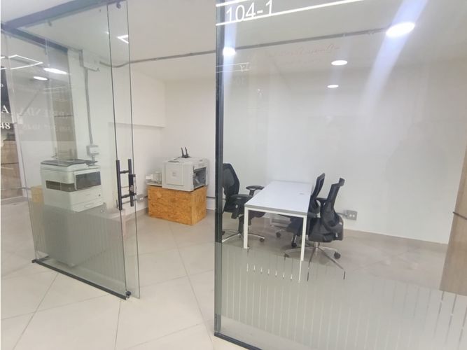 Oficina en arriendo en Estadio, Medellín, 17 m² · foto 2 de 6