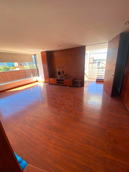 Apartamento en venta en Santa Barbara, Bogotá · foto 4 de 24