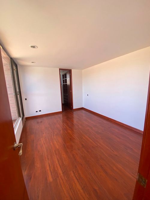 Apartamento en venta en Santa Barbara, Bogotá · foto 11 de 24