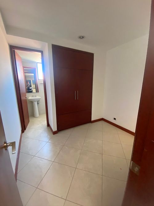 Apartamento en venta en Santa Barbara, Bogotá · foto 14 de 24