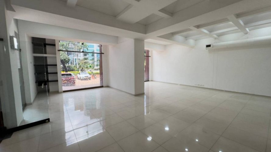 Oficina en arriendo en Patio Bonito, Medellín, 250 m² · foto 14 de 15