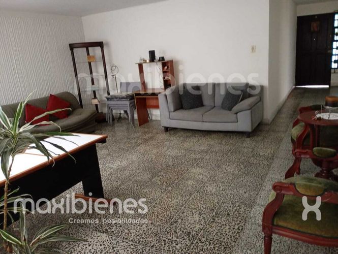 Casa de 7 alcobas en arriendo en Florida Nueva, Medellín, 375 m² · foto 12 de 12