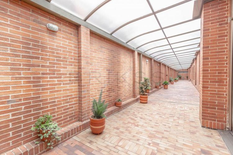 Apartamento de 4 alcobas en venta en Santa Barbara Occidental, Bogotá, 134 m² · foto 17 de 17
